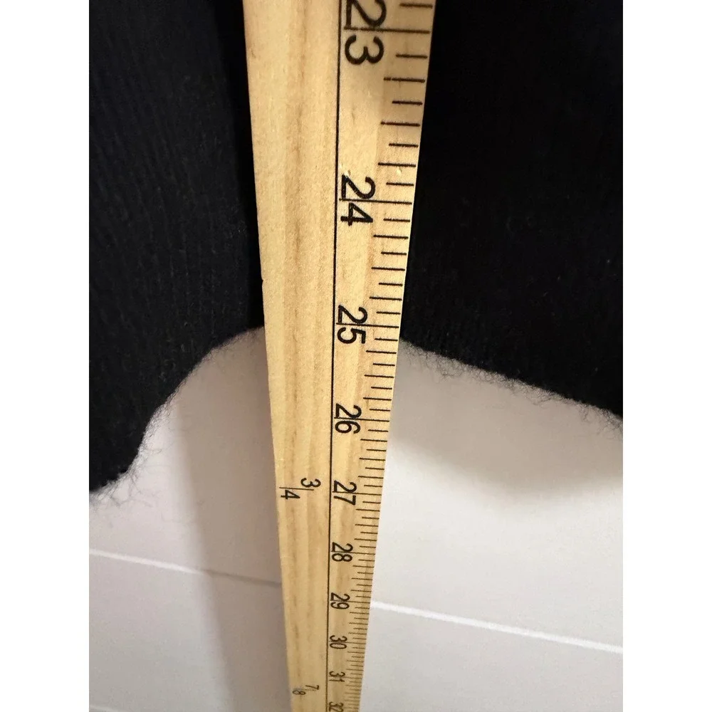 Daniel Bishop Sweater Black 100% Pure Cashmere V-Neck‎ Men M Classic Luxury EUC
